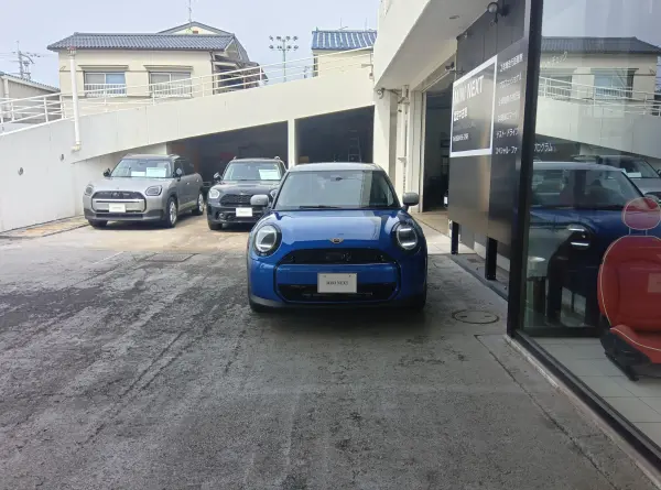 2025 Mini Cooper — photo 3