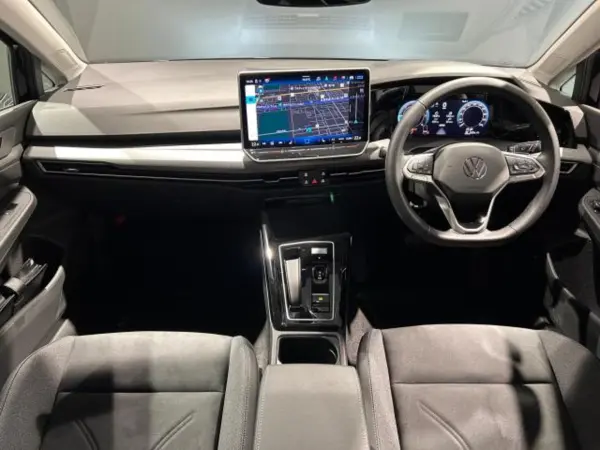 Volkswagen Golf TDI Style Diesel Turbo Certified Used Car Non-Smoker One-Owner (Granadilla Black Metallic) — photo 7