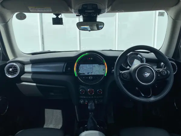 2019 Mini Cooper — photo 2