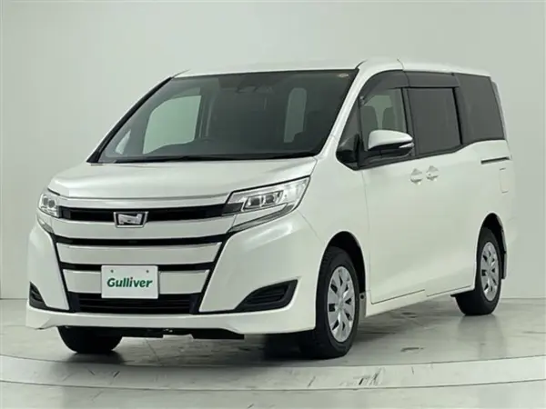 2020 Toyota Noah — photo 8 | Tuminion Kenya