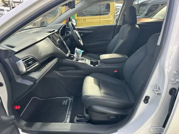 Subaru Legacy Outback 1.8 Limited EX Active×Black 4WD Smart Key LED Headlights — photo 7