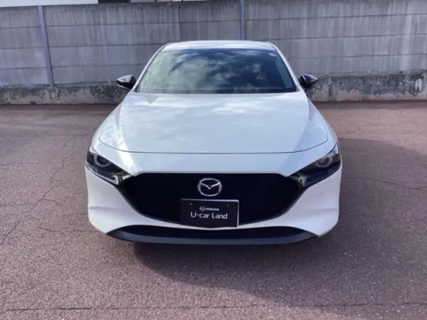 2024 Mazda 3 Fastback — photo 3
