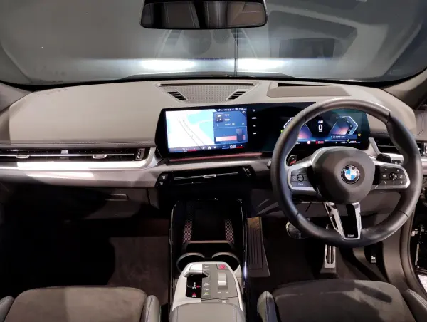 2025 Bmw X1 — photo 2