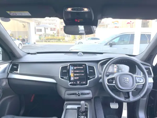 2022 Volvo Xc90 — photo 2