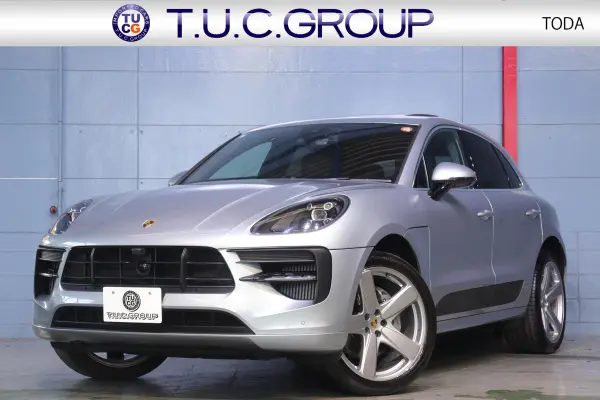 Porsche Macan S Sport Edition (with Panoramic Roof System) PDK 4WD Sport Chrono & Design P Late Model 2-Year Warranty 1-Owner PASM Genuine Leather (Red/Black) Panoramic Sunroof PCM Navigation 14-Way Power Seats CarPlay Active Cruise Control Lane Change Assist 360 Camera Entry & Drive Special Exterior (Dolomite Silver Metallic)