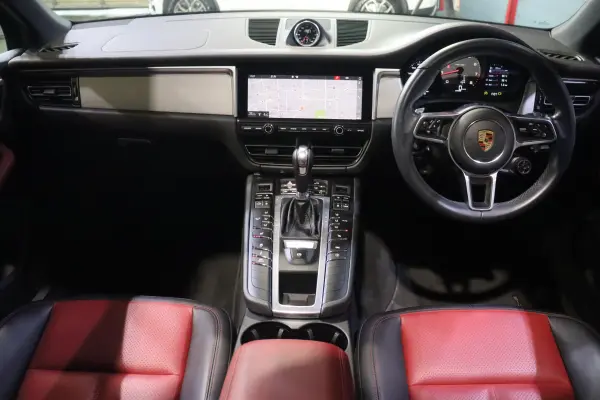 2019 Porsche Macan — photo 3