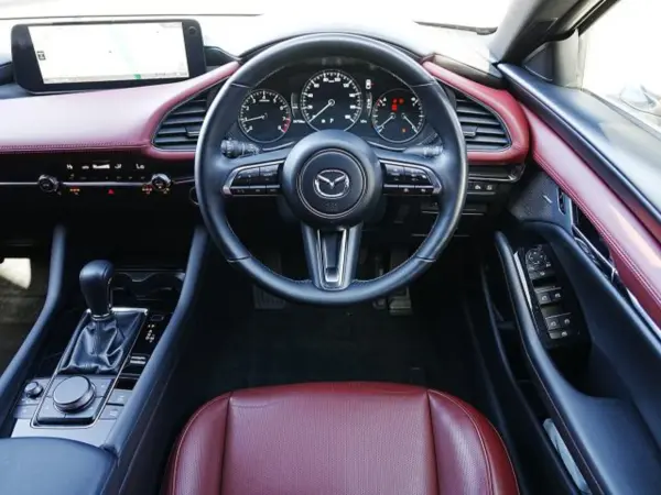 Mazda MAZDA3 Fastback 2.0 20S Proactive Touring Selection Mazda Certified Used Car (White) — photo 7