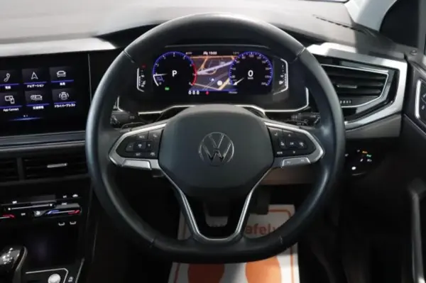 Volkswagen Polo TSI Style Digital Meter Genuine Navigation Front/Rear Sensors (Leaf Blue Metallic) — photo 9