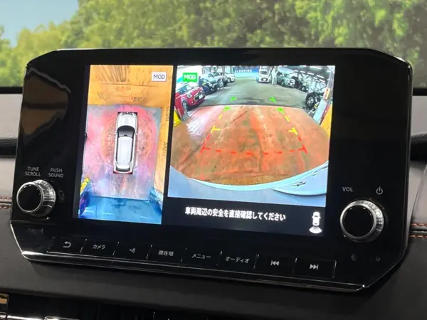 Mitsubishi Outlander PHEV 2.4 P 4WD Panoramic Roof Genuine Aero BOSE Sound 9-inch Navi 360 Camera Roof Rail Non-Smoking 7-Seater My Pilot Power Tailgate LED Headlights Genuine 20-inch Alloy Seat Heater Power Seats (White Diamond) — photo 8