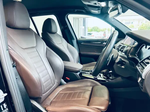 BMW X3 xDrive20d M Sport Diesel Turbo 4WD Highline P HUD ACC Genuine Navi TV 360° Genuine 19-inch AW LED Headlights Power Tailgate Wireless Charging Brown Leather Power Seats Driver Seat Memory Seat Heater Roof Rails Blind Spot Clearance Sonar (Black Sapphire Metallic) — photo 9