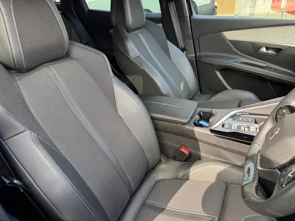 Peugeot 3008 GT Hybrid4 4WD with ETC, Dashcam, LED Headlights, ACC, Genuine 18-inch AW Power Seats, Power Tailgate, Seat Heaters, Sunroof (Perla Nera Black) — photo 8