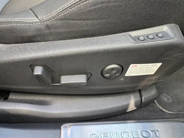 Peugeot 3008 GT Hybrid4 4WD with ETC, Dashcam, LED Headlights, ACC, Genuine 18-inch AW Power Seats, Power Tailgate, Seat Heaters, Sunroof (Perla Nera Black) — photo 9