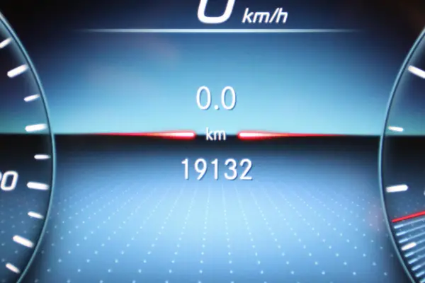 Mercedes-Benz E-Class Wagon E200 Sport (BSG Model) MP202302 (Diamond White) — photo 8