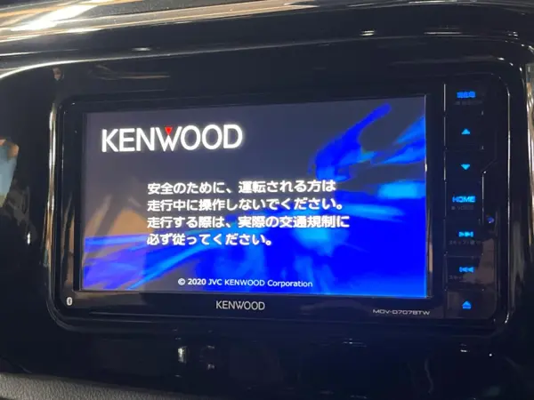 2020 Toyota Hilux — photo 3