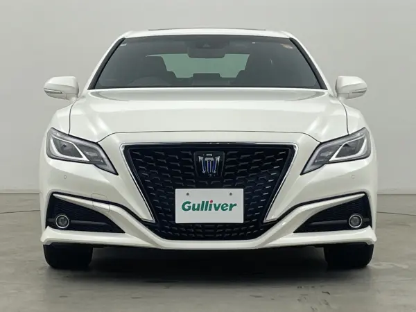 Toyota Crown Hybrid 2.5 S C Package — photo 9