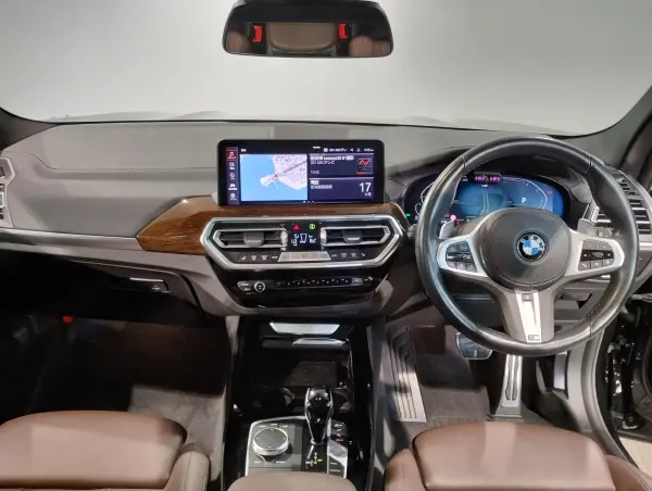 BMW X3 xDrive20d M Sport Diesel Turbo 4WD 50th Emblem Panorama Sunroof Mocha Leather Rear Seat Adjustment Seat Heater Power Seat Power Tailgate Steering Wheel Heater Surround View Camera Adaptive Cruise Control Harman Kardon LED Light (Black Sapphire) — photo 7