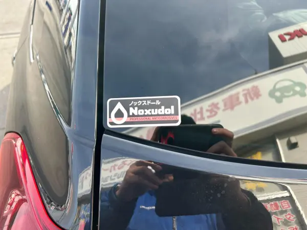 Suzuki Escudo 1.5 4WD with 8-inch Navigation, Backup Camera, Engine Starter, ETC, Studless Tires (Black) — photo 7