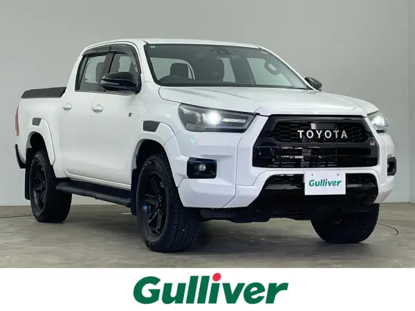 Toyota Hilux 2.4 Z GR Sport Diesel Turbo 4WD Non-Smoking Genuine 8-inch Display 360-Degree Camera Downhill Assist Control Power Seat Radar Cruise Control Toyota Safety Sense Paddle Shift Rear Differential Lock Lane Assist LED Lights (Super White II)
