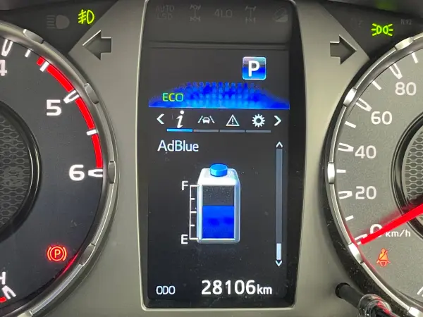 Toyota Hilux 2.4 Z GR Sport Diesel Turbo 4WD Non-Smoking Genuine 8-inch Display 360-Degree Camera Downhill Assist Control Power Seat Radar Cruise Control Toyota Safety Sense Paddle Shift Rear Differential Lock Lane Assist LED Lights (Super White II) — photo 9