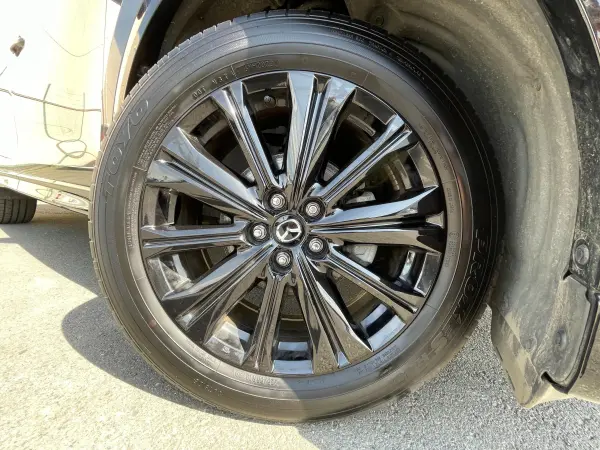 Mazda CX-5 2.5 25S Sports Appearance 4WD with Factory Navigation, 360-Degree Camera, Full-Seg TV, Bluetooth, FM, AM, USB, Collision Mitigation Braking, Lane Departure Warning, Stability Control, Radar Cruise Control, Heated Seats All Around, Heated Steering Wheel, Front Power Seats (Machine Gray Premium Metallic) — photo 8