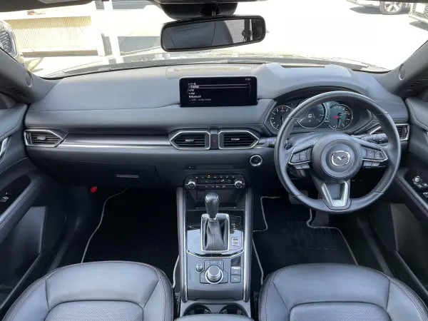 2023 Mazda Cx5 — photo 2