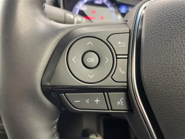 2020 Toyota Crown — photo 3