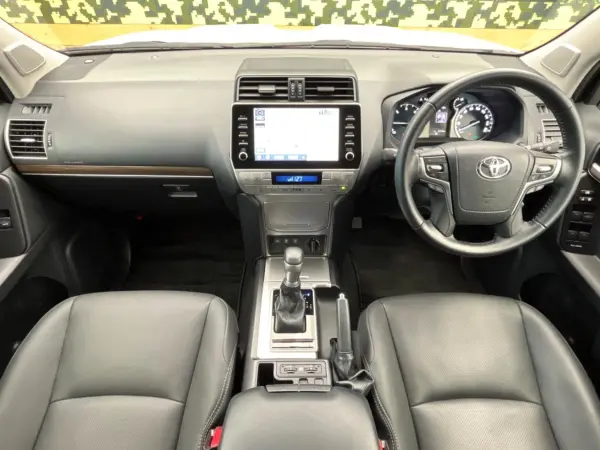 2023 Toyota Landcruiser Prado — photo 2