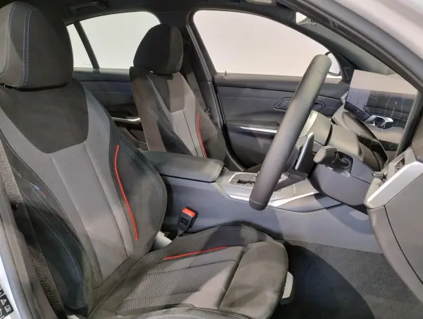 2025 Bmw 3 Series — photo 7 | Tuminion Kenya
