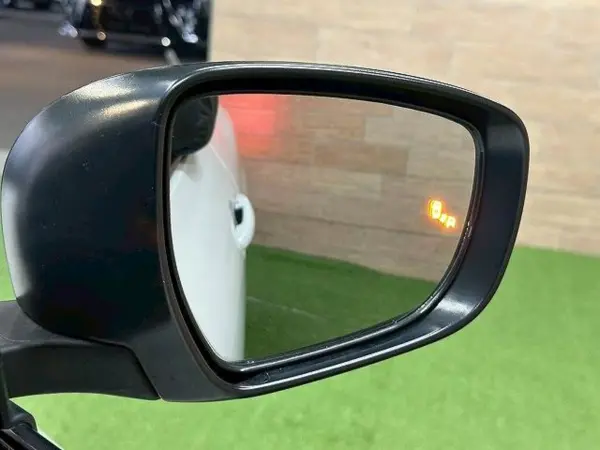 Suzuki Swift Sport 1.4 — photo 8