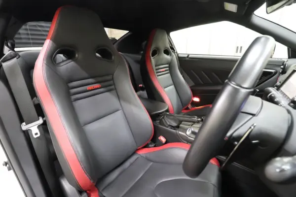 2017 Nissan Gt-r — photo 8 | Tuminion Kenya