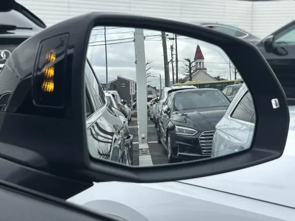 Audi Q5 40 TDI Quattro S Line Diesel Turbo 4WD Bang & Olufsen 20-inch AW option ACC Lane Assist Side Assist Surround View Camera Multi-color Ambient Lighting Virtual Cockpit Smartphone Connectivity Heated Seats All Around (Mythos Black Metallic) — photo 8