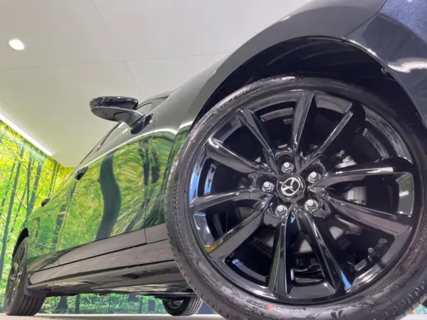 Mazda Mazda3 Fastback 1.5 15S Retro Sport Edition — photo 9