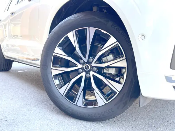 Volvo XC60 Ultimate B5 AWD 4WD Certified Used Car harman/kardon Panoramic Glass Roof Brown Leather Seats Google Navigation 360° (Crystal White Premium Metallic) — photo 9