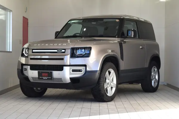 Land Rover Defender 90 SE P300 Coil Suspension 4WD One Owner Black Leather MERIDIAN 20-inch AW LED Lights Steering H ACC Blind Spot Monitor Seat Heater Ventilation Moonroof F Fog Lights New Car Warranty Authorized Dealer Vehicle