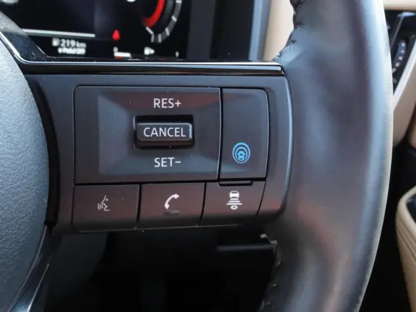 Nissan X-Trail 1.5 G e-4ORCE 4WD ProPilot/Sunroof/BOSE/Factory Navi TV/Around View Monitor/Steering & Seat Heater/Power Tailgate/Front & Rear Dashcam/ETC2.0 (Cardinal Red Titanium Coat Pearl) — photo 9