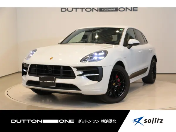 Porsche Macan GTS PDK 4WD Sport Chrono Package Power Back Door Half Leather Seat Heater (Carrara White) — thumbnail 1