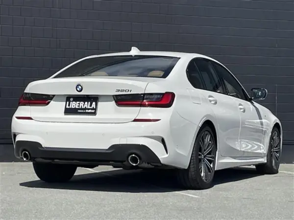 2020 Bmw 3 Series — photo 3