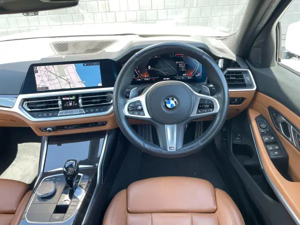 BMW 3 Series 320i M Sport SR Highline Brown Leather HUD Comfort Package Sunroof Highline Package Head-Up Display Cognac Leather Genuine Navi Backup Camera ACC Assist Professional Power Trunk Ambient Light LED (Alpine White) — photo 7