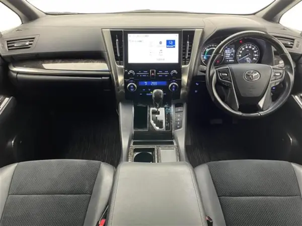 2021 Toyota Alphard — photo 2