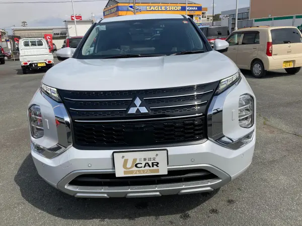 2024 Mitsubishi Outlander — photo 2 | Tuminion Kenya