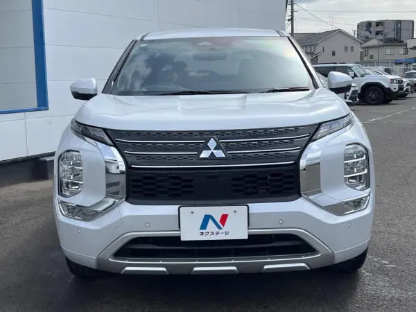 Mitsubishi Outlander PHEV 2.4 P 4WD — photo 9