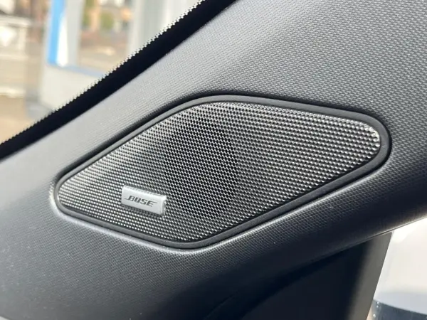 2022 Mitsubishi Outlander — photo 2