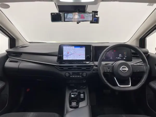2021 Nissan Note — photo 2