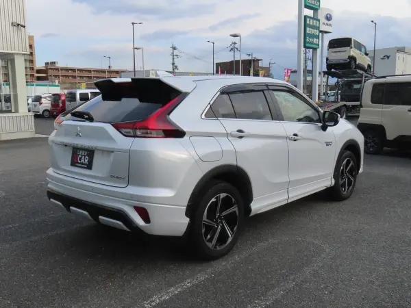 Mitsubishi Eclipse Cross PHEV 2.4 P 4WD One Owner, Smartphone Link, Genuine Navigation, 360 Camera, Parking Sensors, Collision Mitigation Braking, Misacceleration Mitigation, Adaptive Cruise Control, 1500W AC Outlet, Power Tailgate, Drive Recorder, ETC (Pearl) — photo 7