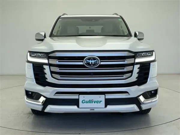 Toyota Land Cruiser 300 3.5 ZX 4WD Rear Entry Modelista Roof Rail (White Pearl) — photo 8