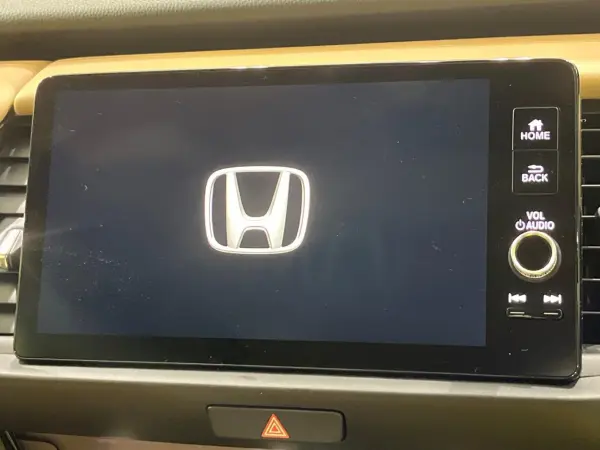 2023 Honda Fit — photo 3