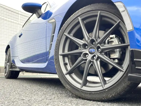 Subaru BRZ 2.4 S B-type 6MT STI Aero LED Accessory Liner Genuine ALPINE Navigation LED Headlights Leather-Wrapped Steering Wheel Genuine 18-inch Alloy Wheels Half-Leather Seats Seat Heaters Non-Smoking Car (WR Blue Pearl) — photo 9