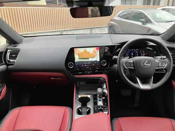 2023 Lexus Nx — photo 2