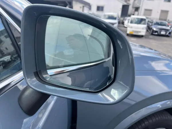 Volvo XC90 B6 AWD Inscription 4WD Fine Nappa Leather Seats Air Suspension Second Row Seat Heater Steering Heater Head-Up Display 360-Degree Camera Crystal Shift Knob Seat Air Conditioning Non-Smoking (Thunder Grey Metallic) — photo 8