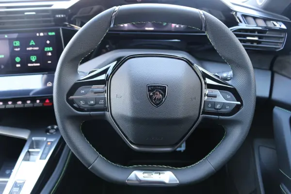 Peugeot 308GT Hybrid — photo 8